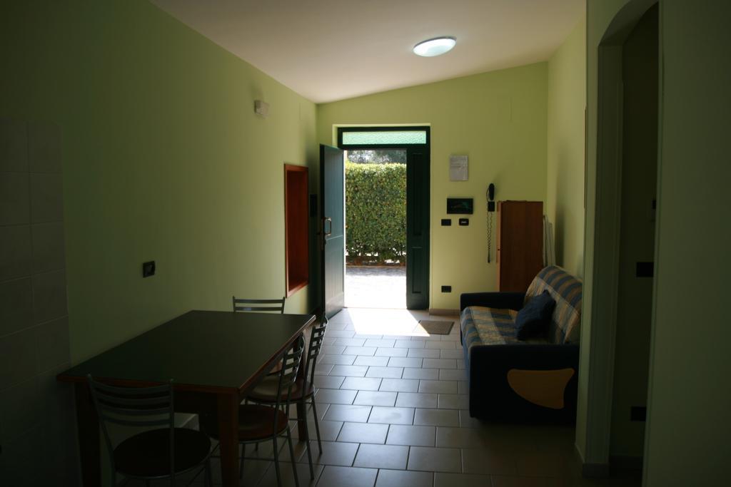 Villaggio Turistico Malibuu Manduria Rum bild
