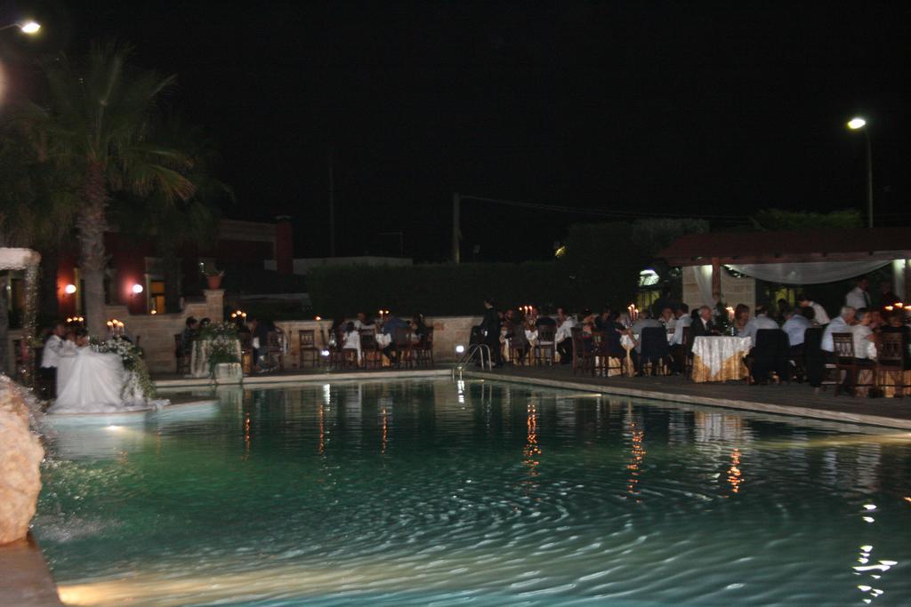 Villaggio Turistico Malibuu Manduria Exteriör bild
